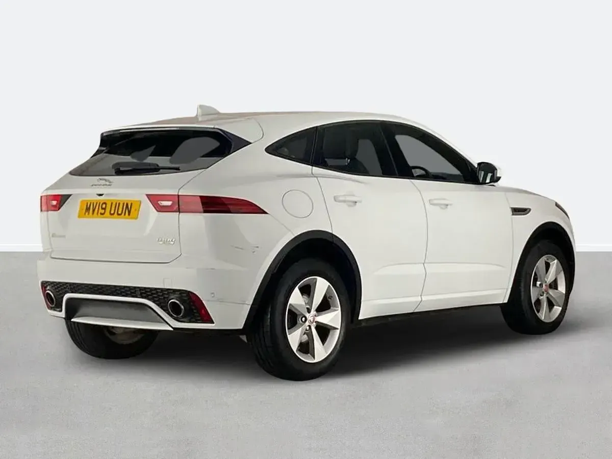 Used Jaguar E-Pace R-Dynamic 180 HP (132 kW) 2019 White SUV