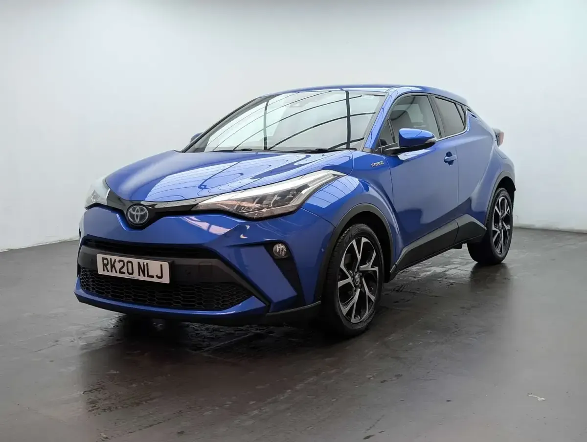 Used Toyota C-HR Design 122 HP (89 kW) 2020 Blue SUV