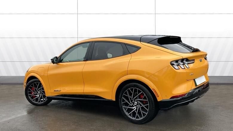 Begagnad Ford Mustang 487 HK (358 kW) 2022 Kombi