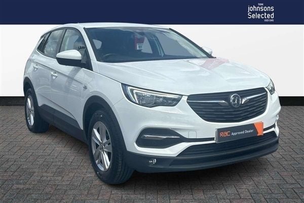 White Used 2018 Vauxhall Grandland X SUV | £7,995 (Good price) - Image 1/4