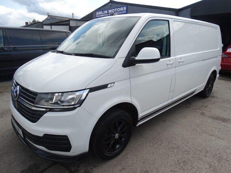 White Used 2022 VW T6.1 Startline Van | £16,999 (Good price) - Image 1/4