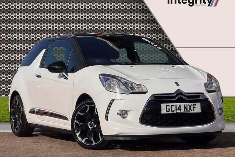 Used Citroën DS3 2014 White Hatchback
