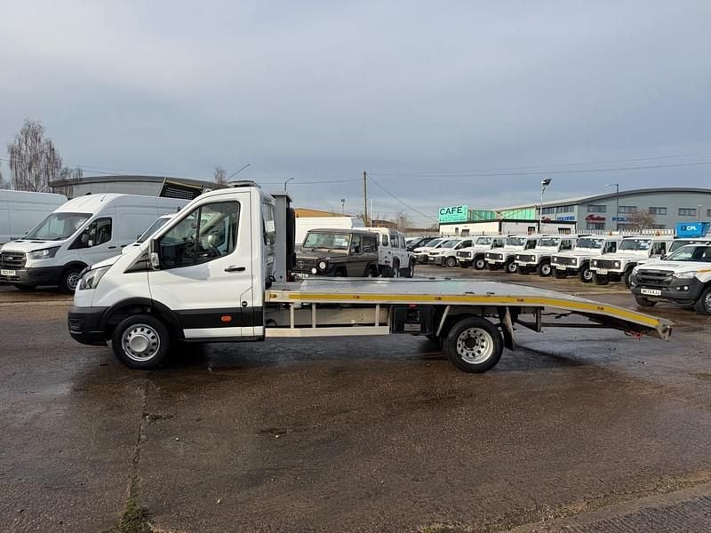 Used Ford Transit 130 HP (95 kW) 2021 White Pickup