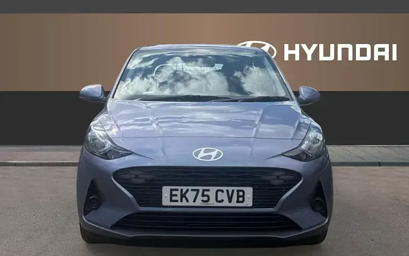 Used Hyundai i10 Advanced 63 HP (46 kW) 2025 Blue Hatchback