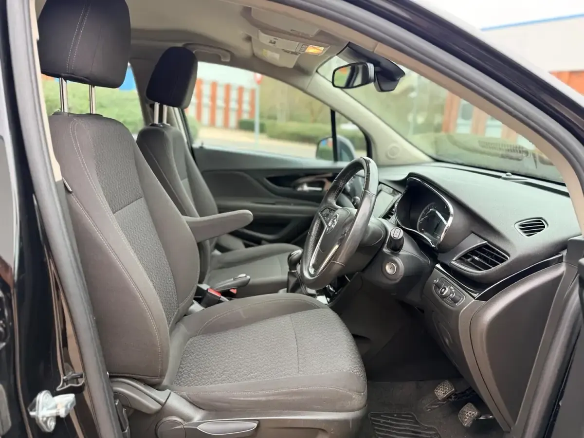 Used Vauxhall Mokka X Active 140 HP (102 kW) 2017 Black SUV