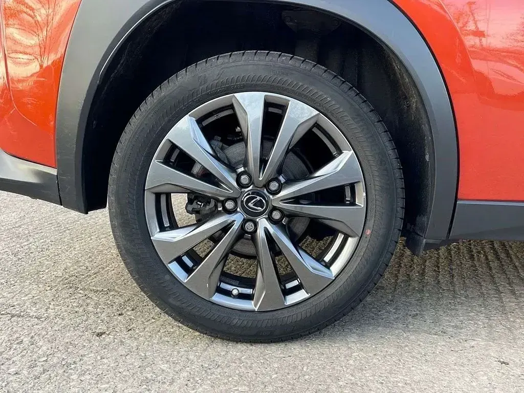 Used Lexus UX 250h Sport Design Packet 180 HP (132 kW) 2023 Orange SUV
