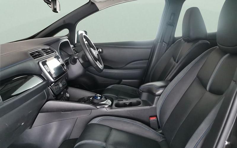 Used Nissan Leaf Tekna 160 kW (218 HP) 2022 Black Hatchback