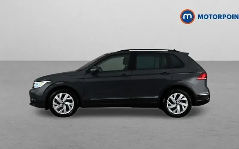 Used VW Tiguan Life 150 HP (110 kW) 2023 Grey SUV