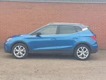 Used Seat Arona FR 110 HP (80 kW) 2024 Blue SUV