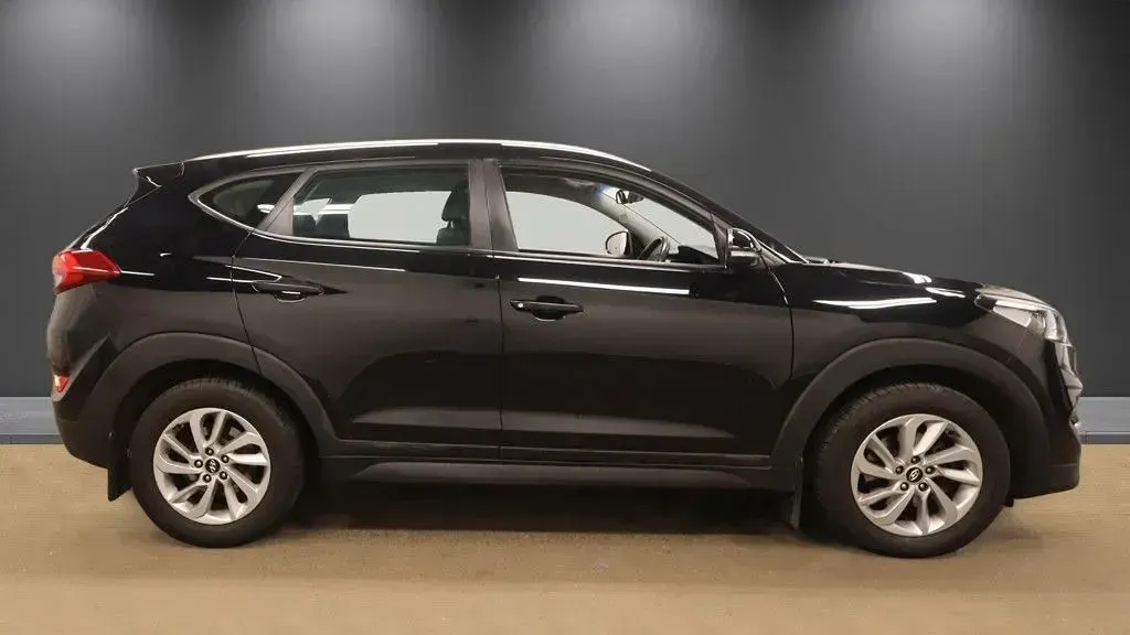 Used Hyundai Tucson SE 136 HP (100 kW) 2017 Black SUV