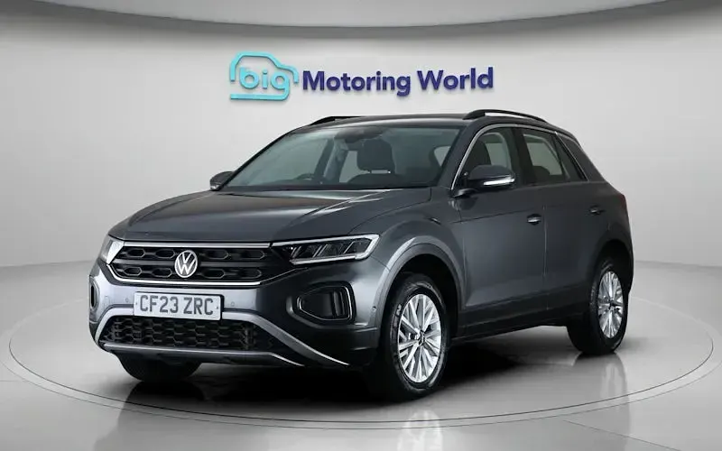 Used VW T-Roc Life 150 HP (110 kW) 2025 SUV