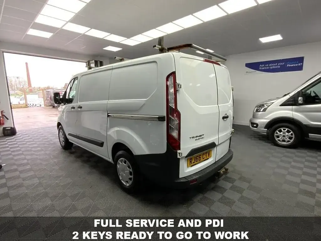 Usado Ford Transit Custom 104 HP (76 kW) 2016 Branco Van