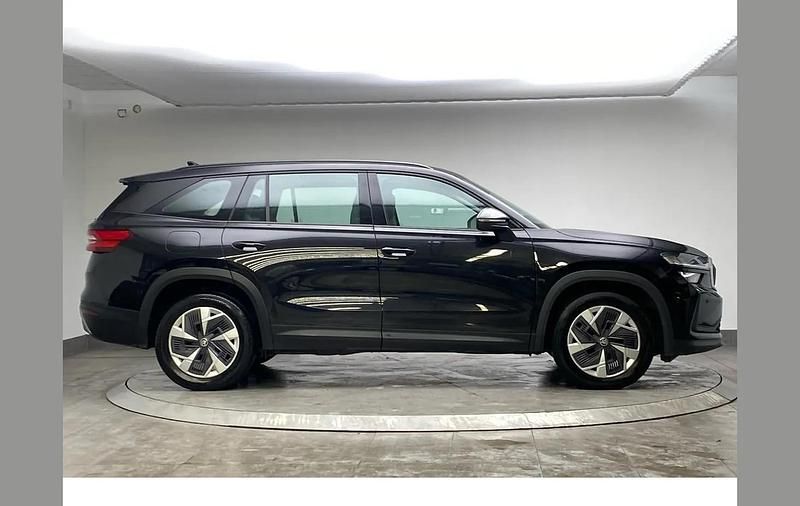 Used Skoda Kodiaq SE 147 HP (108 kW) 2024 Black magic pearl effect SUV