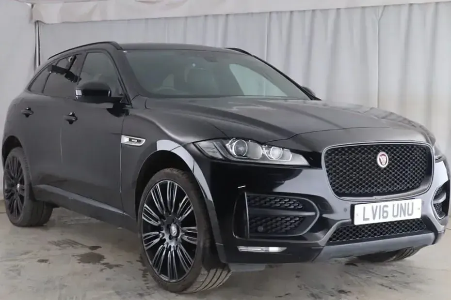 Usado Jaguar F-Pace R-Sport 2016 Preto SUV