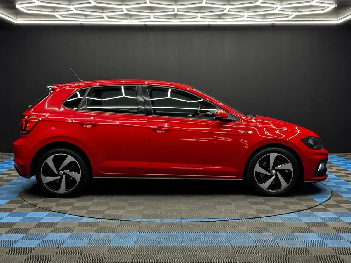 Used VW Polo GTI 200 HP (147 kW) 2020 Red Hatchback