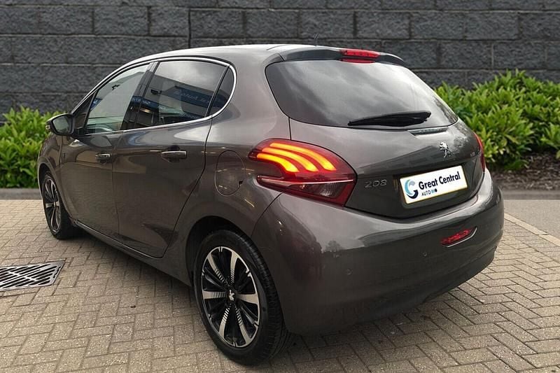 Used Peugeot 208 S 81 HP (59 kW) 2019 Grey Hatchback