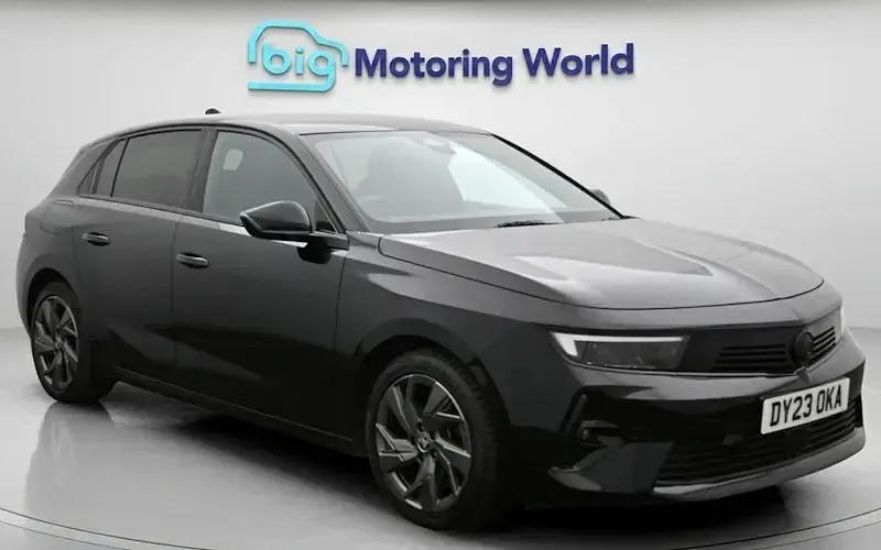 Used Vauxhall Astra 179 HP (131 kW) 2025 Hatchback