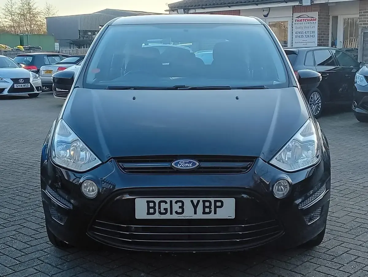 Used Ford S-MAX Zetec 2013 Black MPV