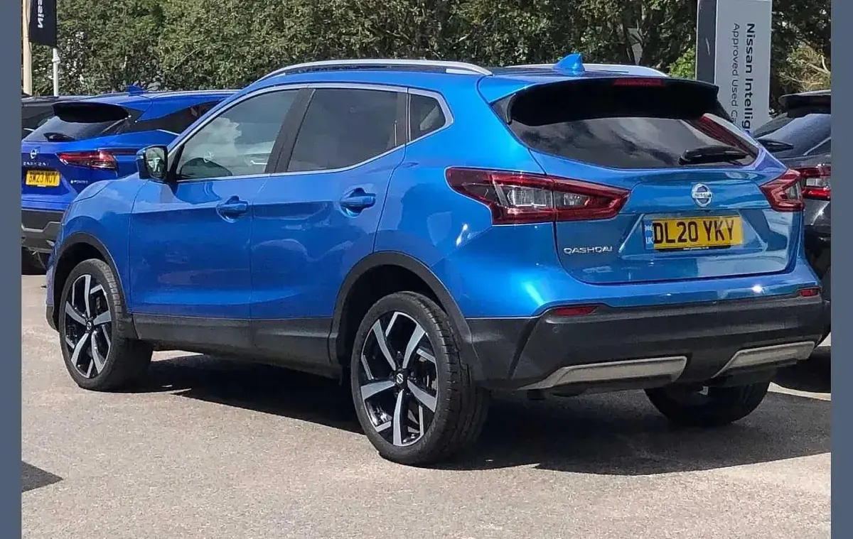 Used Nissan Qashqai Tekna 113 HP (83 kW) 2020 Blue SUV