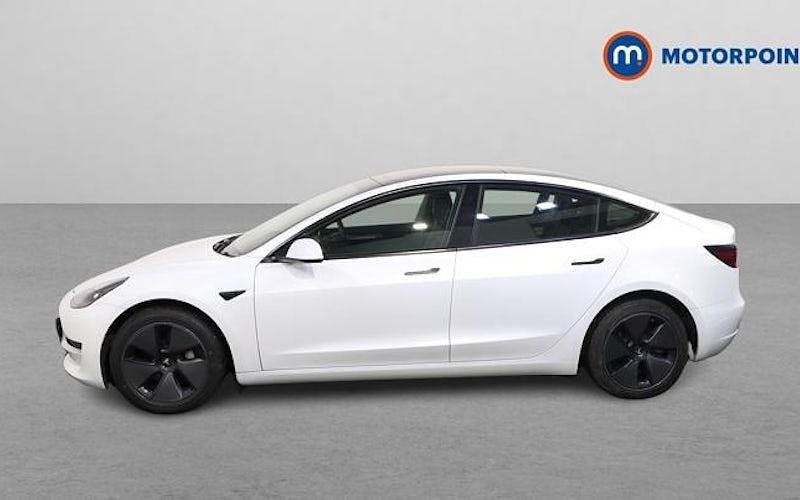 Used Tesla Model 3 Standard Range 208 kW (283 HP) 2021 White Sedan