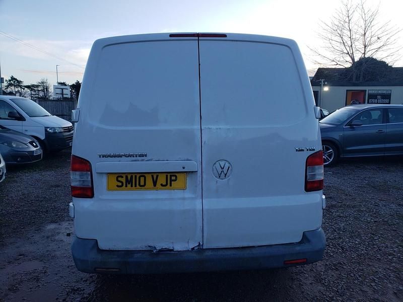 Used VW Transporter 84 HP (61 kW) 2010 White Van