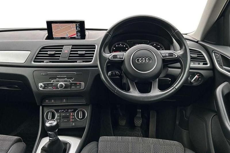 Used Audi Q3 Sport 147 HP (108 kW) 2018 Silver SUV