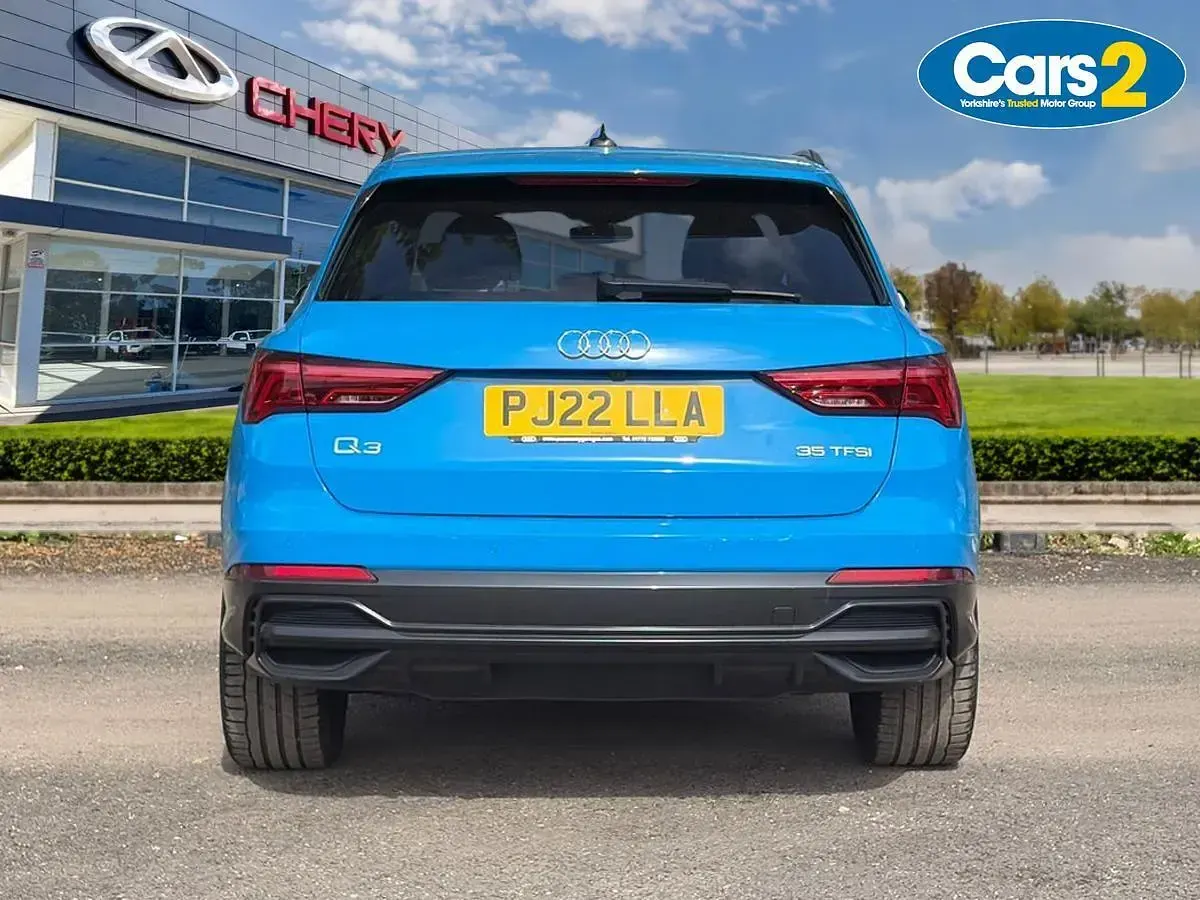 Used Audi Q3 Black Edition 150 HP (110 kW) 2022 Blue SUV