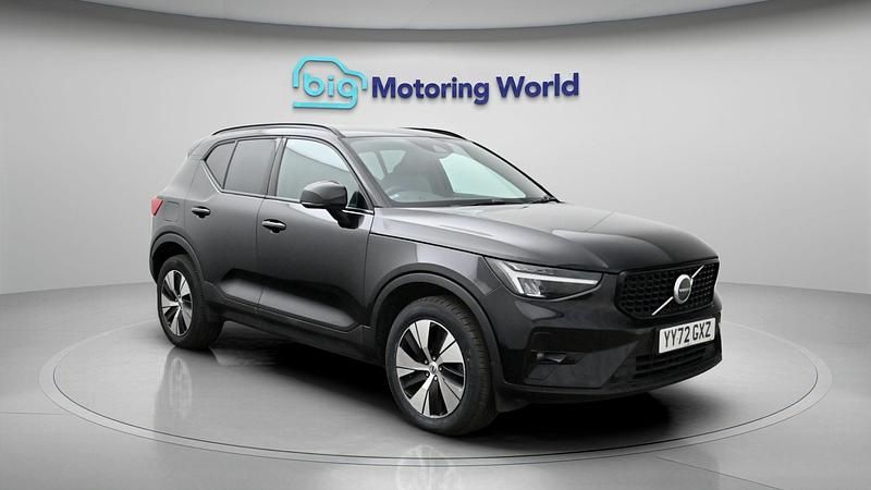 Used Volvo XC40 Plus 211 HP (155 kW) 2022 Black SUV