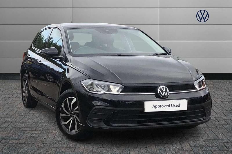 Black Used 2023 VW Polo Life Hatchback | £15,490 (Good price) - Image 1/4