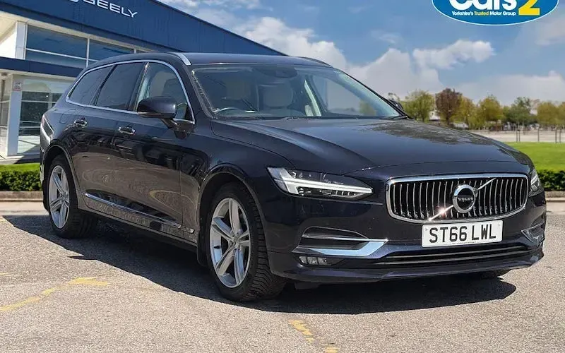 Used Volvo V90 Inscription 190 HP (139 kW) 2016 Estate