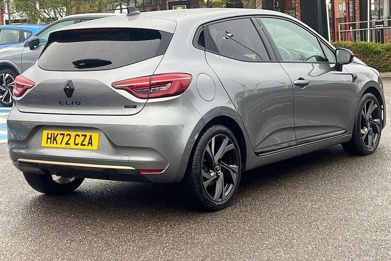 Used Renault Clio V Engineered 143 HP (105 kW) 2022 Grey Hatchback