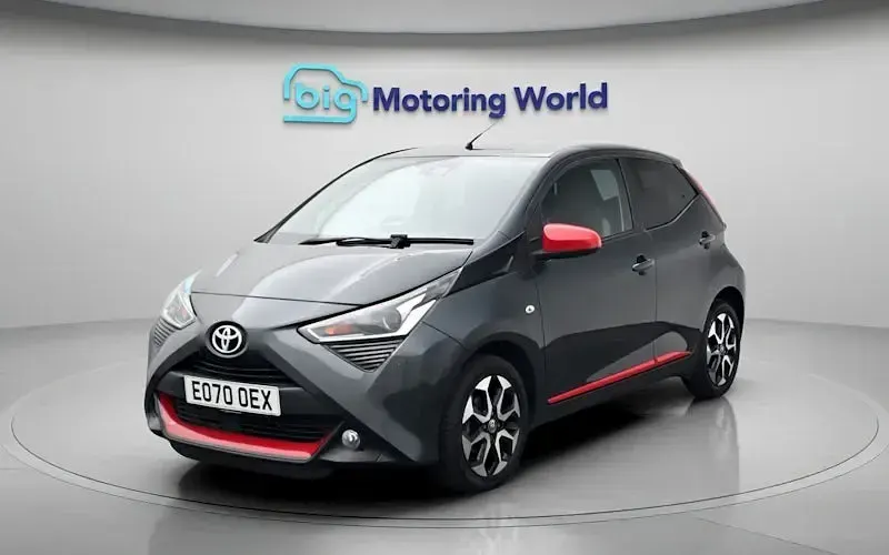 Used Toyota Aygo Trend 72 HP (52 kW) 2020 Grey Hatchback