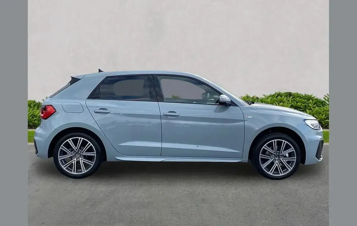 New Audi A1 S-Line 94 HP (69 kW) 2025 Other SUV