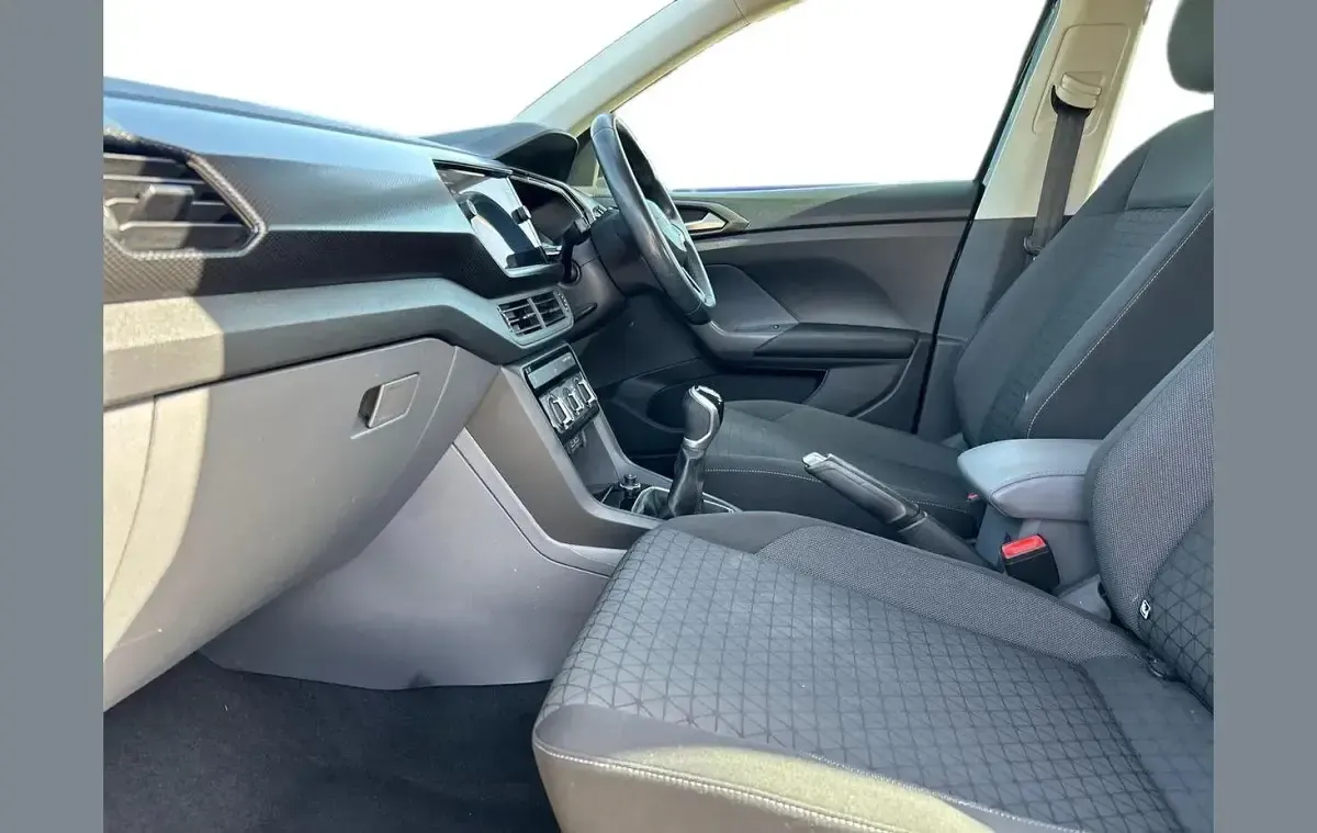 Used VW T-Cross SE 95 HP (69 kW) 2019 Black SUV