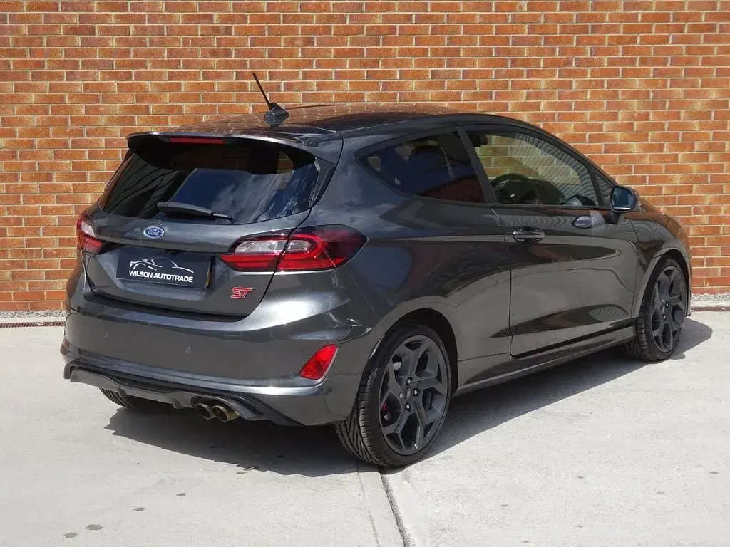 Used Ford Fiesta ST 200 HP (147 kW) 2022 Grey Hatchback
