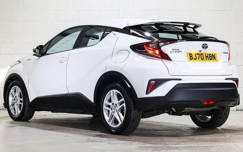 Used Toyota C-HR 122 HP (89 kW) 2023 SUV