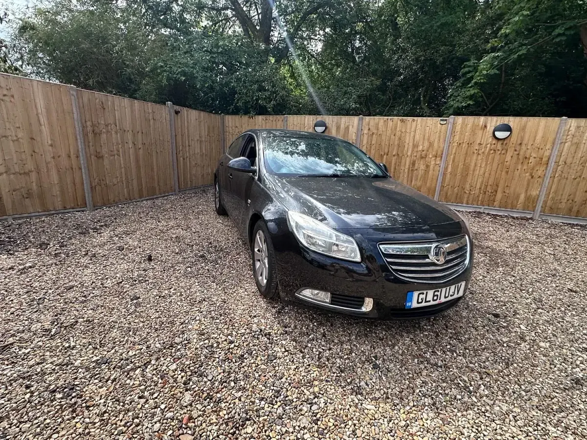 Used Vauxhall Insignia SRi 2012 Black Hatchback