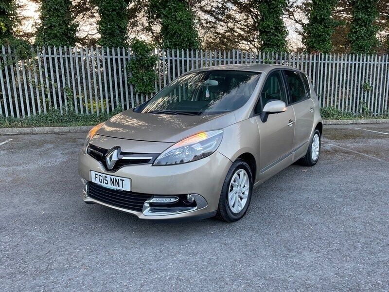 Beige Used 2015 Renault Scénic III Dynamique MPV | £2,995 (Fair price) - Image 1/4