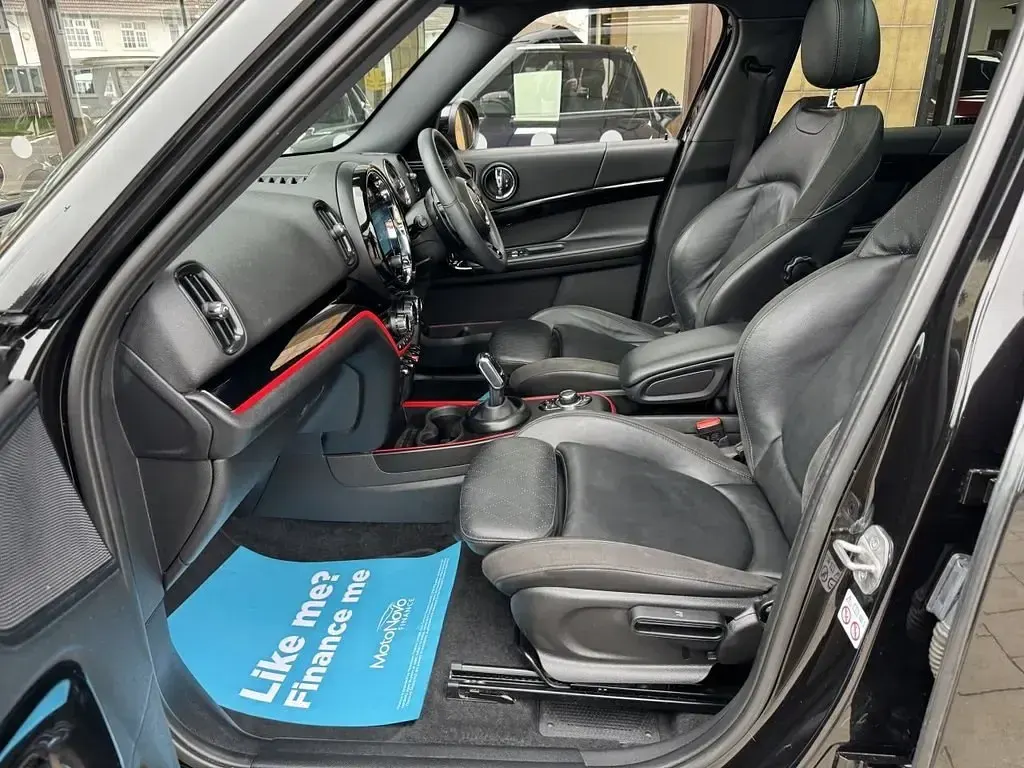 Gebraucht Mini Cooper S Sport 178 PS (130 kW) 2022 Schwarz Kleinwagen