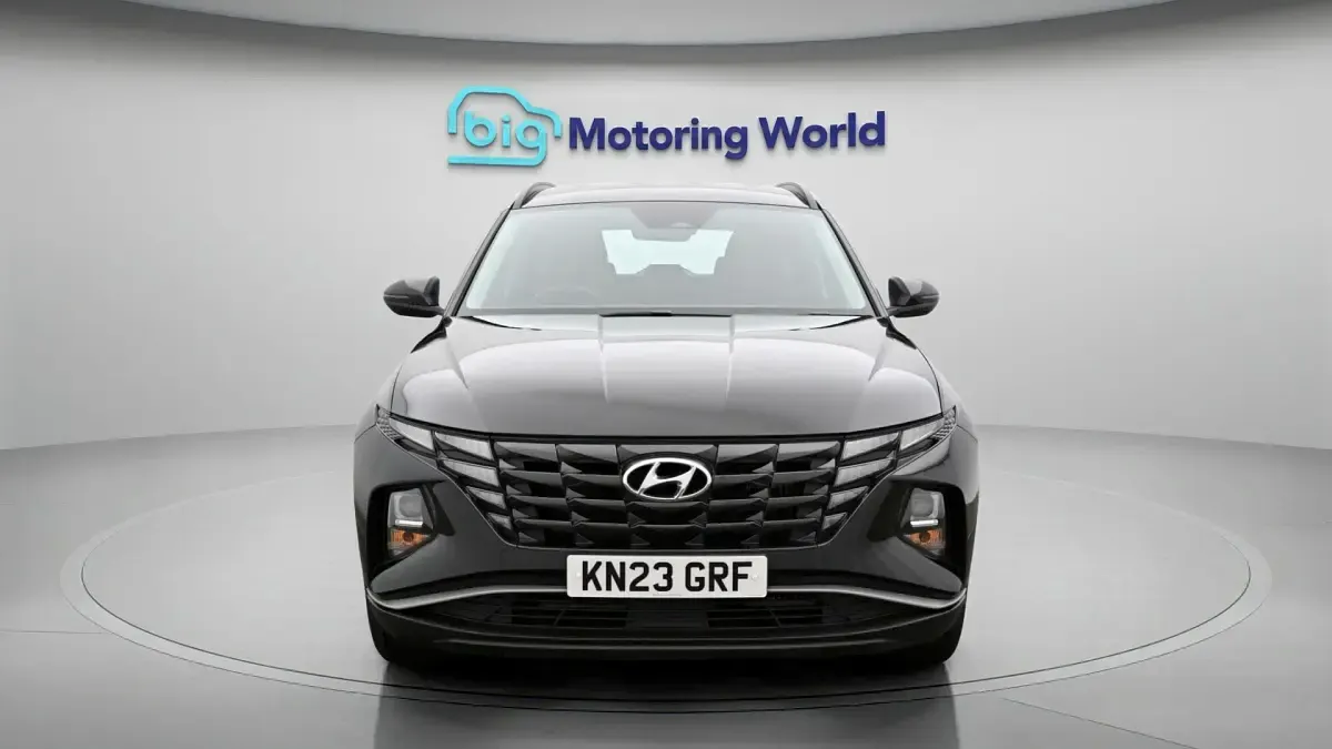 Second-hand Hyundai Tucson SE 227 CP (166 kW) 2023 Negru SUV