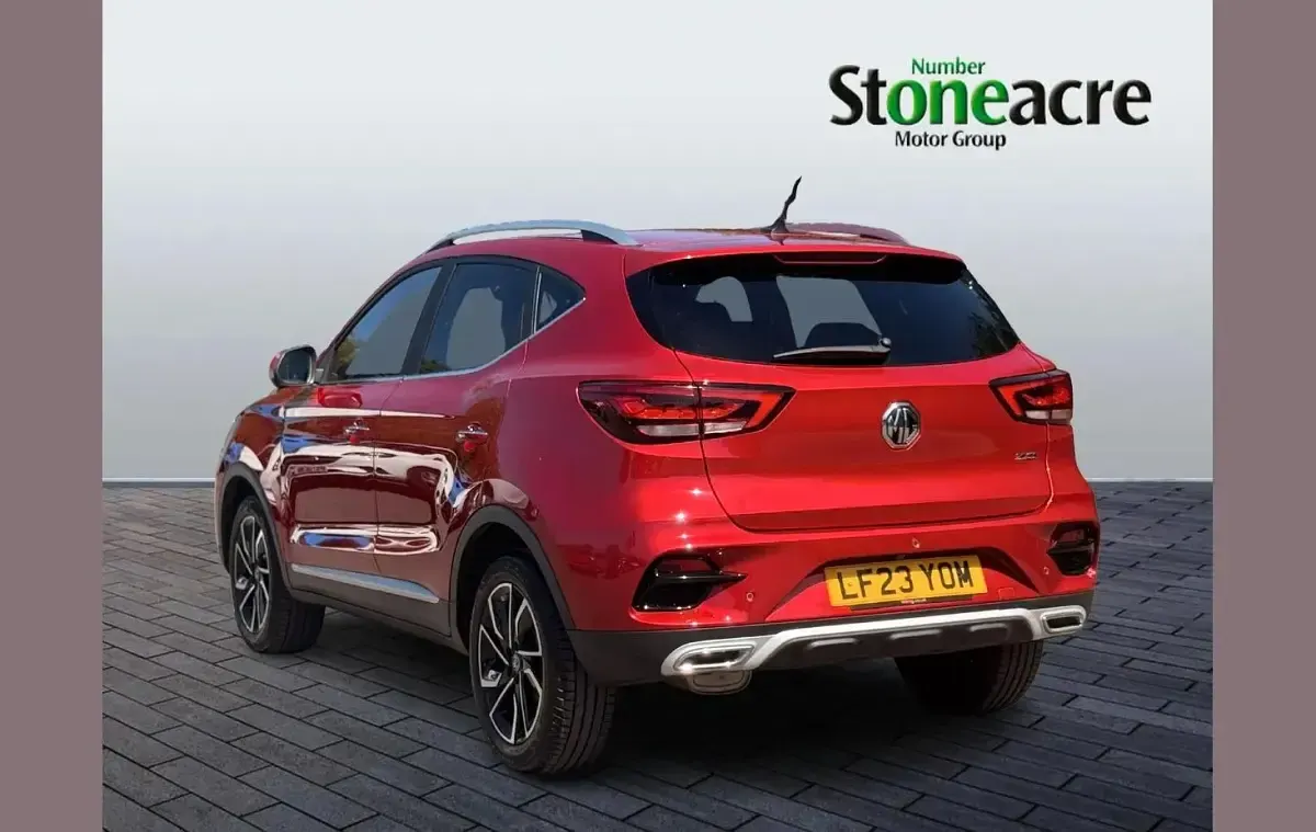 Used MG ZS Exclusive 111 HP (81 kW) 2023 Red SUV