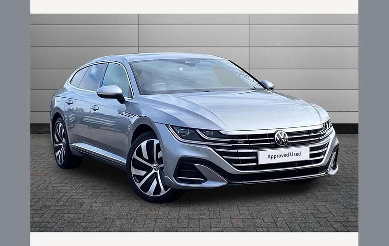 Usado VW Arteon R-line 218 HP (160 kW) 2024 Prateado Carrinha