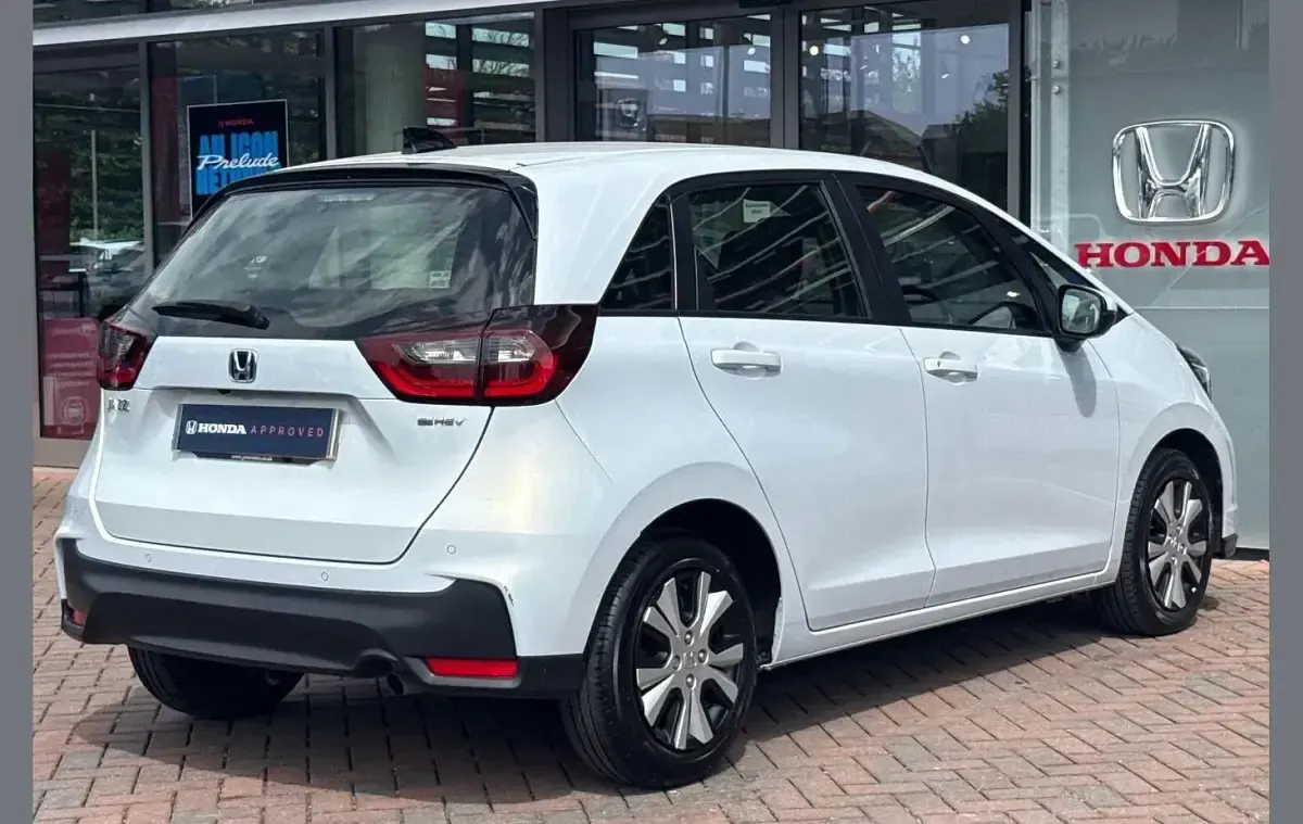 Used Honda Jazz Elegance 122 HP (89 kW) 2023 White Hatchback