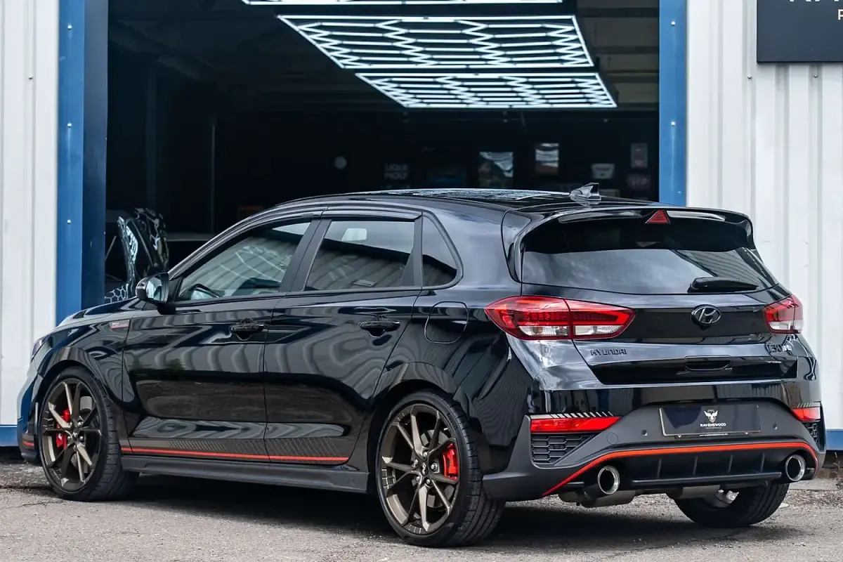 Used Hyundai i30 385 HP (283 kW) 2022 Black Hatchback