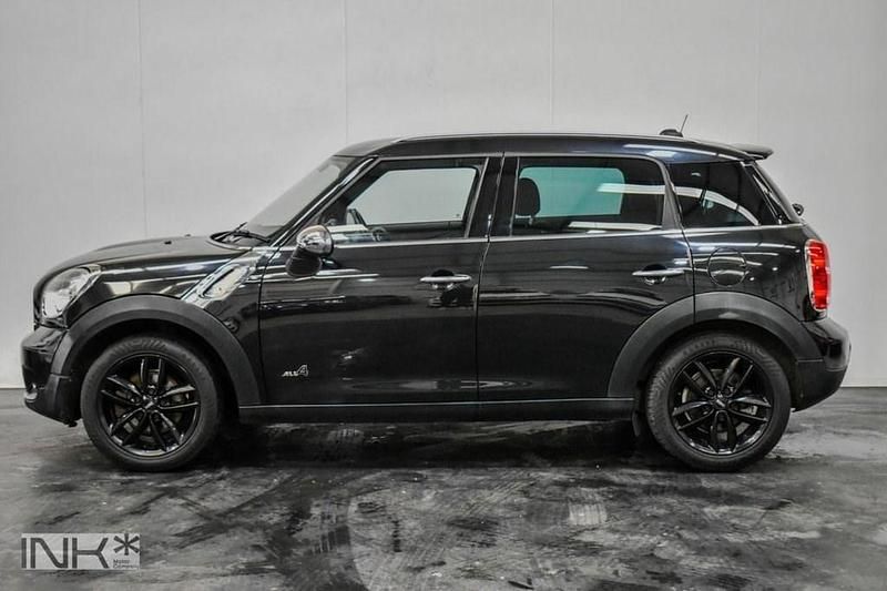 Used Mini Cooper D 112 HP (82 kW) 2014 Black Hatchback