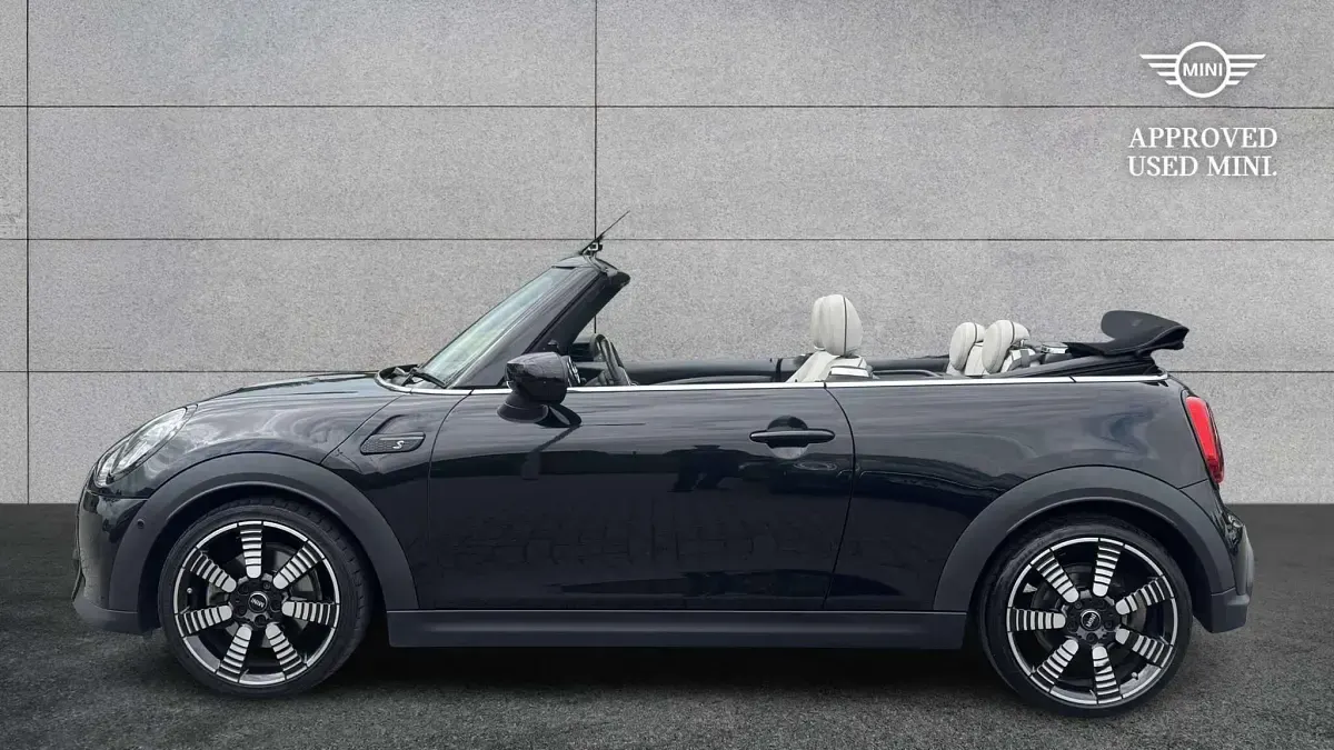 Used Mini Cooper S Cabriolet Exclusive 176 HP (129 kW) 2023 Black Cabriolet
