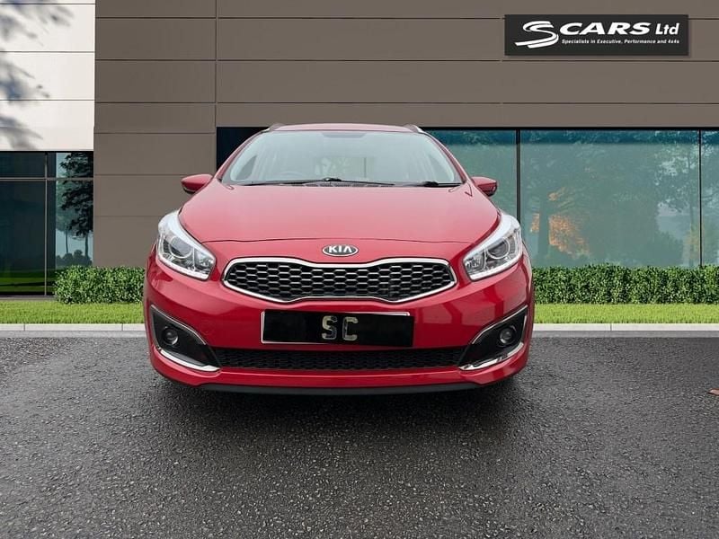 Used Kia Ceed 2018 Red Hatchback
