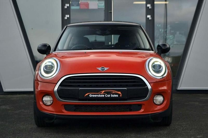 Used Mini Cooper Classic 2019 Orange Hatchback