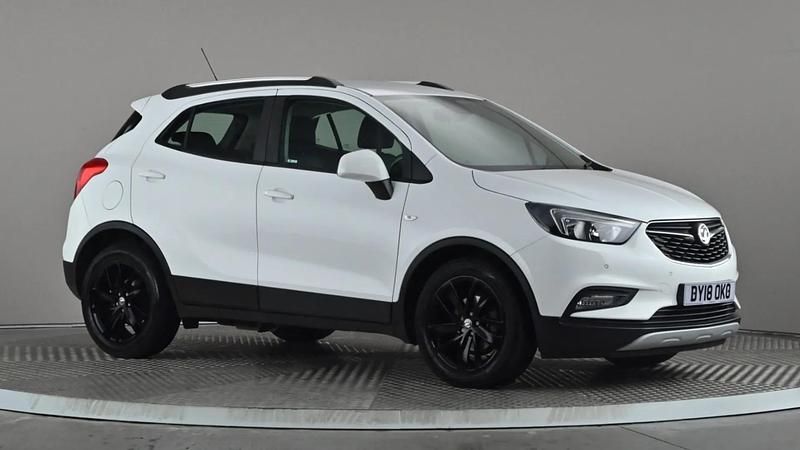 White Used 2018 Vauxhall Mokka X Design Edition SUV | £9,098 (Fair price) - Image 1/4