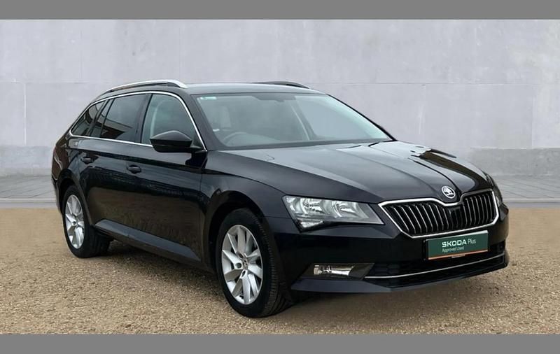 Used Skoda Superb SE Technology 150 HP (110 kW) 2019 Black Estate